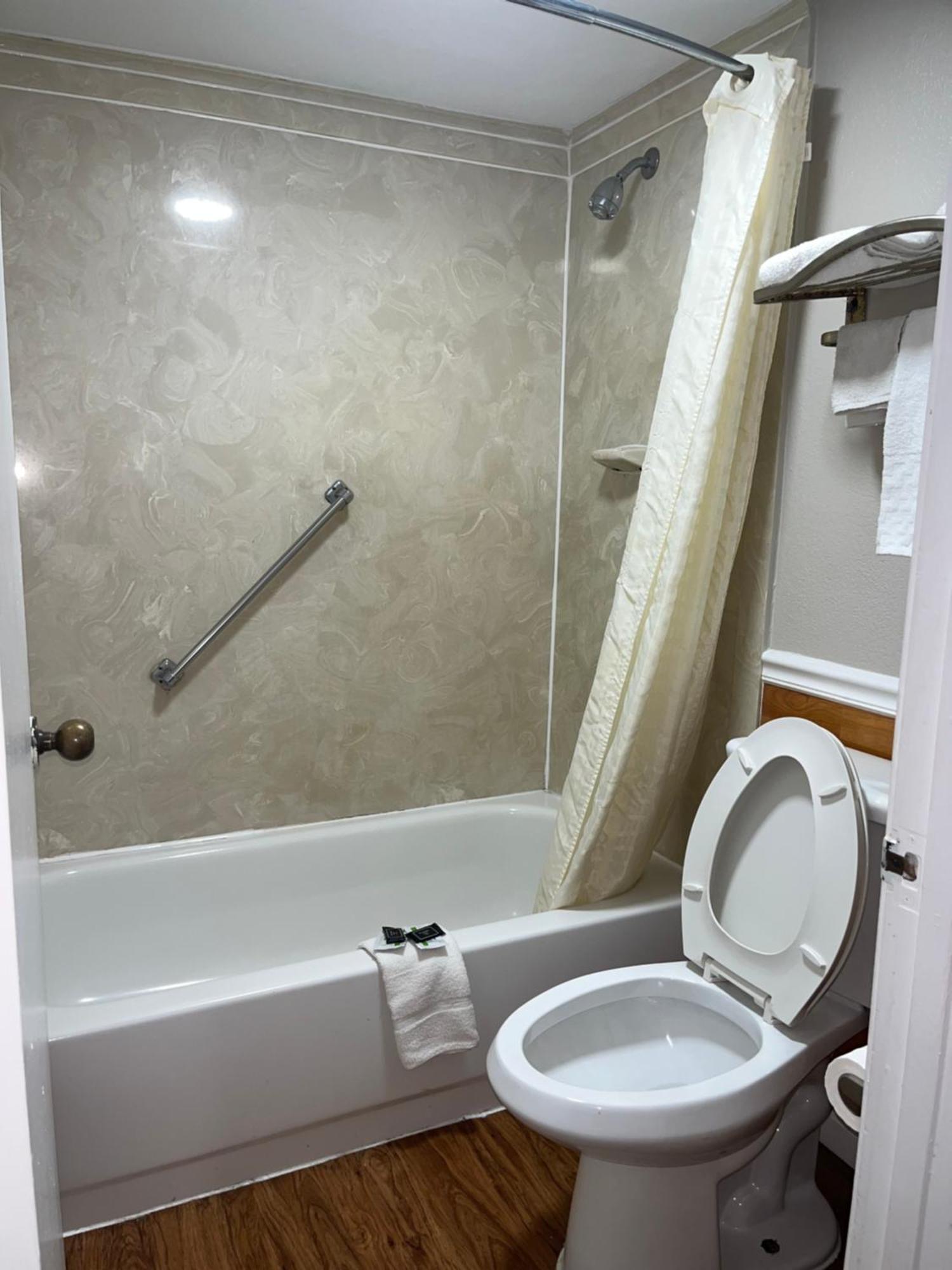 Hallmarc Inn & Suites Of غرب ممفيس المظهر الخارجي الصورة